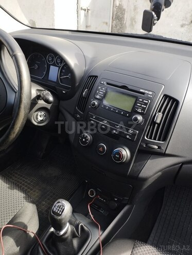 Hyundai i30 2012, 273,916 km - 1.6 л - İmişli