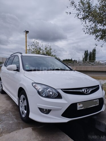 Hyundai i30 2012, 273,916 km - 1.6 л - İmişli