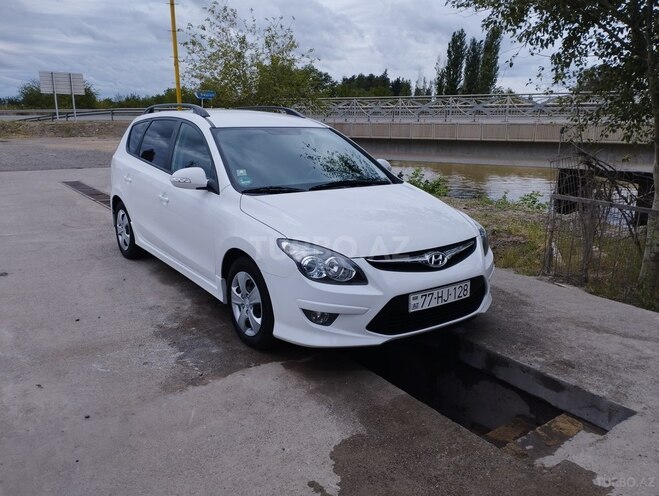 Hyundai i30 2012, 273,916 km - 1.6 л - İmişli