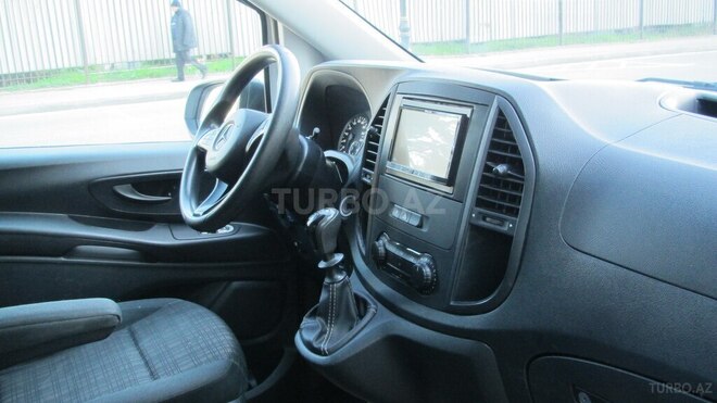 Mercedes Vito 2018, 328,000 km - 2.2 l - Bakı