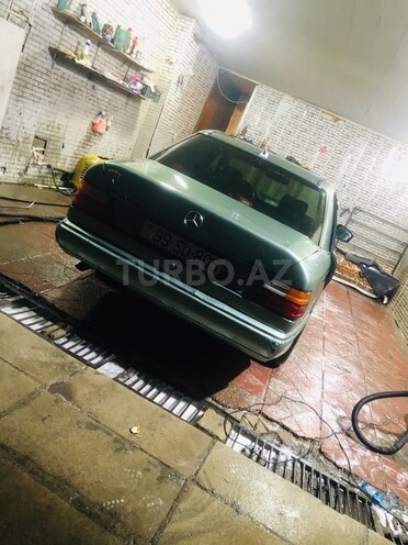 Mercedes E 230 1999, 55,100 km - 2.3 l - Bakı
