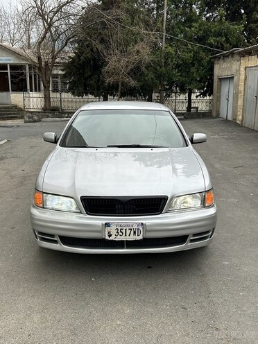 Nissan Maxima 1999, 300,000 km - 3.0 l - Qax