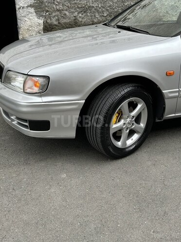 Nissan Maxima 1999, 300,000 km - 3.0 l - Qax