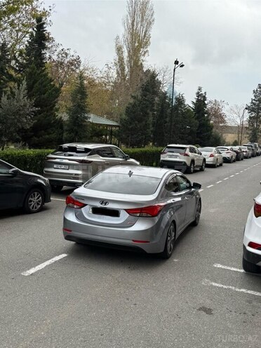 Hyundai Elantra 2015, 160,000 km - 1.8 л - Sabirabad