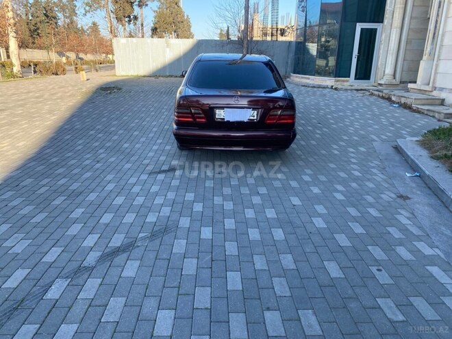 Mercedes E 220 d 2000, 345,789 km - 2.2 l - İmişli