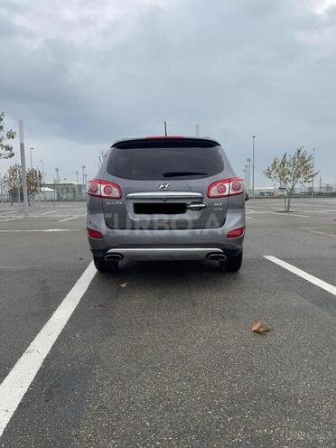 Hyundai Santa Fe 2011, 255,000 km - 2.0 л - Bakı