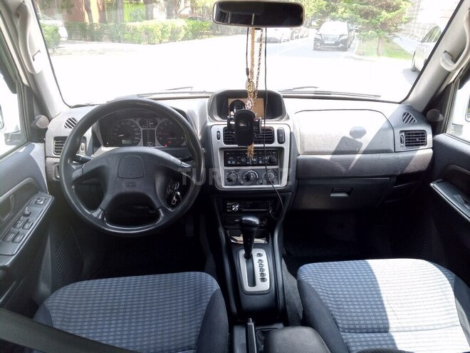 Mitsubishi Pajero io 2000, 155,607 km - 2.0 л - Bakı