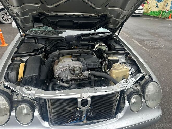 Mercedes E 230 1996, 507,608 km - 2.3 l - Bakı