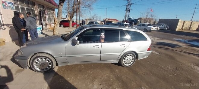 Mercedes C 240 1998, 420,782 km - 2.4 l - Sumqayıt