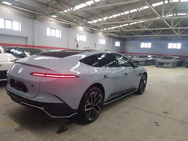 Avatr 12 2024, 0 km - 0.0 l - Sumqayıt