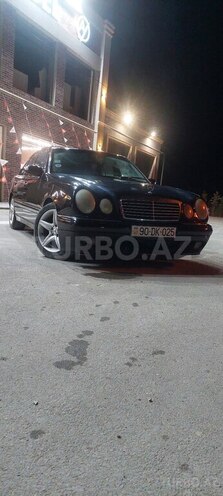 Mercedes E 240 1999, 330,000 km - 2.4 l - Bakı