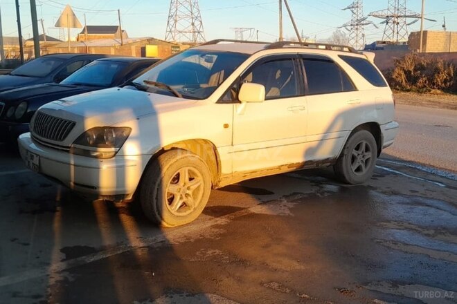Toyota Harrier 2001, 320,000 km - 2.2 l - Bakı