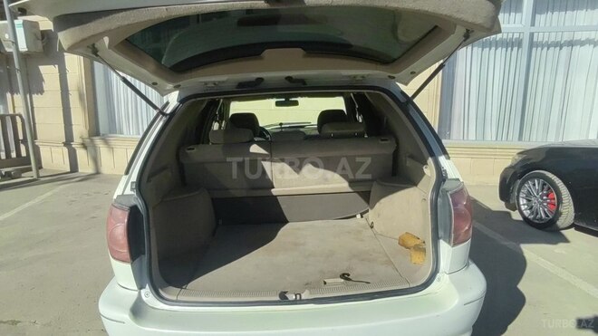 Toyota Harrier 2001, 320,000 km - 2.2 l - Bakı