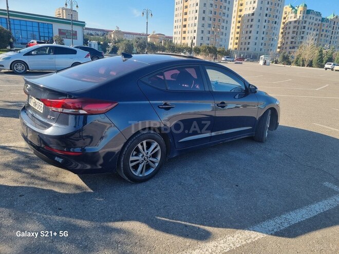 Hyundai Avante 2015, 195,000 km - 1.6 l - Bakı