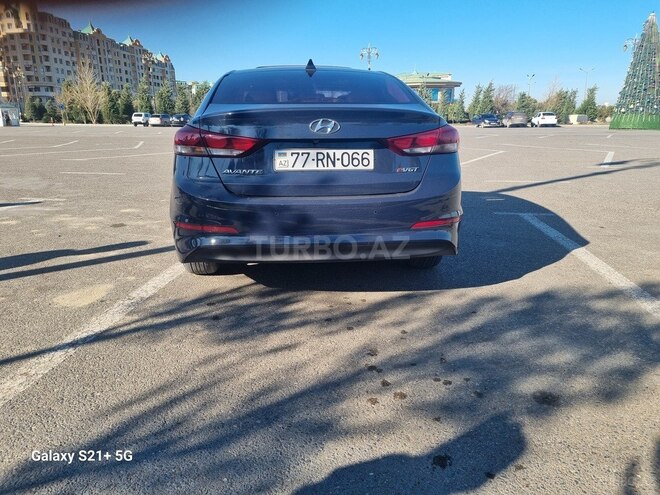 Hyundai Avante 2015, 195,000 km - 1.6 l - Bakı