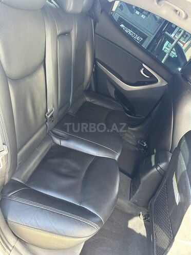 Hyundai Elantra 2015, 170,000 km - 1.8 l - Bakı