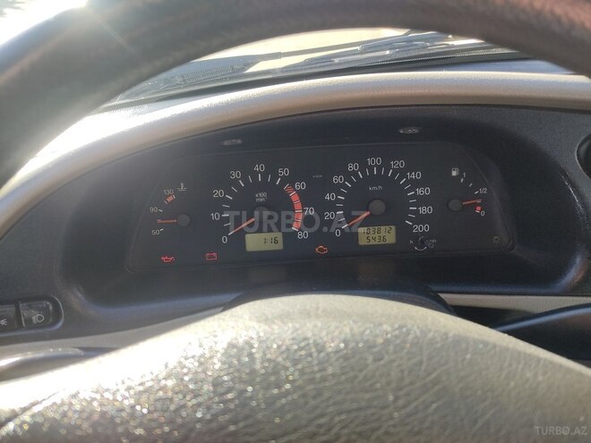Chevrolet Niva 2005, 10,800 km - 1.7 l - Qusar