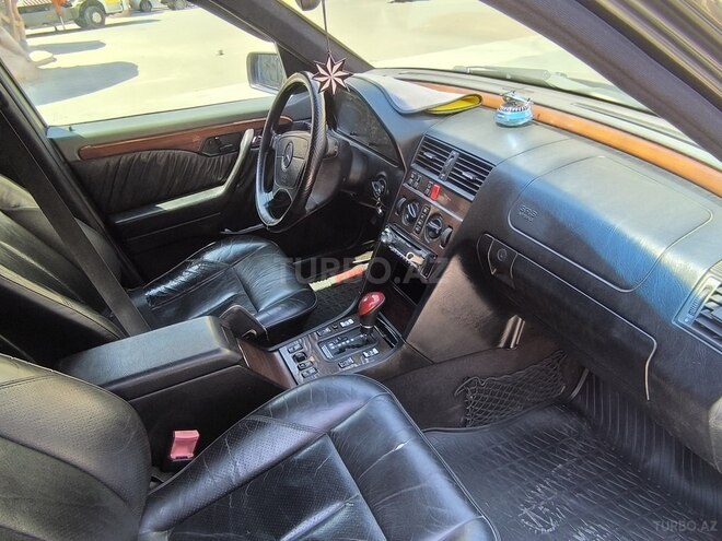 Mercedes C 280 1994, 400,000 km - 2.8 l - Salyan