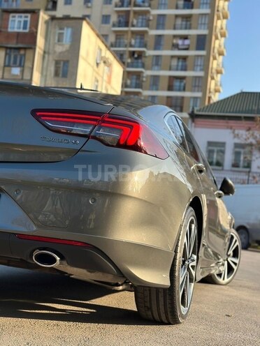 Opel Insignia 2017, 32,600 km - 2.0 l - Bakı