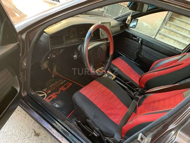Mercedes 190 1992, 241,041 km - 2.0 l - Sumqayıt