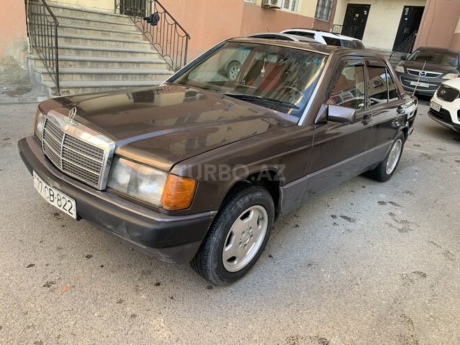 Mercedes 190 1992, 241,041 km - 2.0 l - Sumqayıt