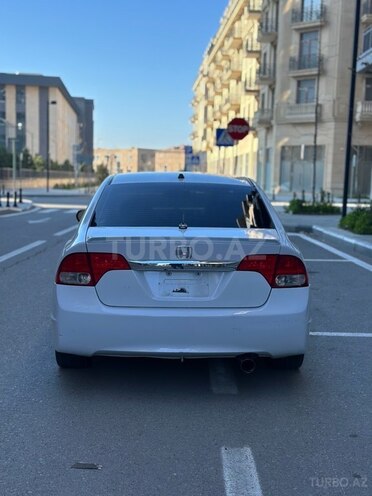 Honda Civic 2010, 305,000 km - 1.3 л - Bakı
