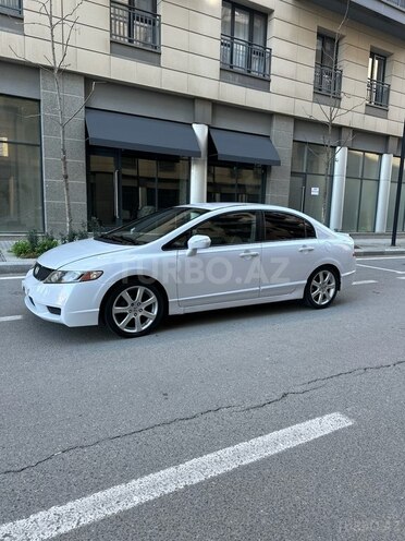 Honda Civic 2010, 305,000 km - 1.3 л - Bakı