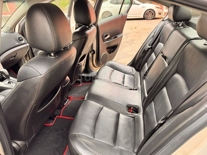 Chevrolet Cruze 2011, 300,000 km - 1.4 l - Bakı