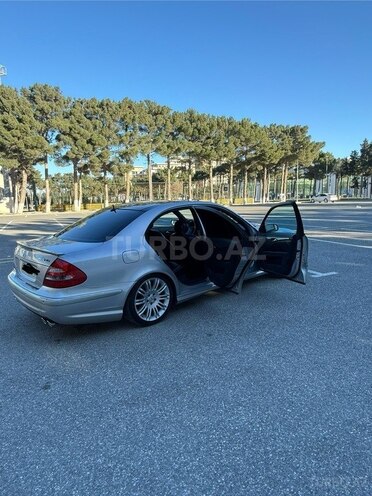 Mercedes E 240 2002, 92,000 km - 2.6 l - Bakı