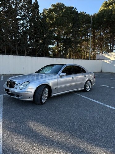Mercedes E 240 2002, 92,000 km - 2.6 l - Bakı