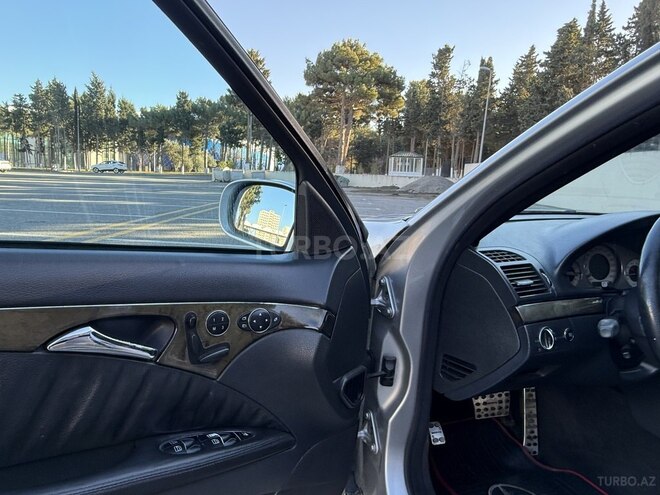 Mercedes E 240 2002, 92,000 km - 2.6 l - Bakı