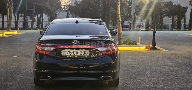 Hyundai Grandeur 2015, 270,000 km - 2.2 l - Bakı