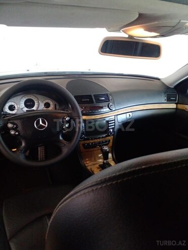 Mercedes E 350 2006, 285,400 km - 3.5 l - Bakı