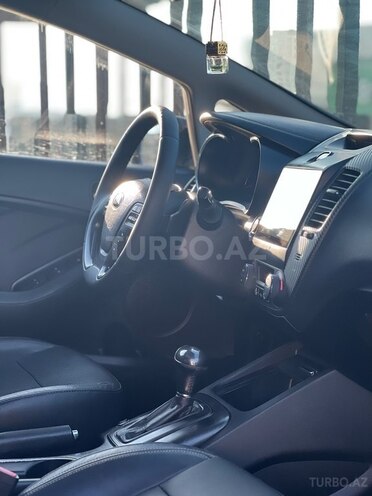 Kia Cerato-6