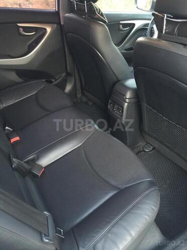Hyundai Elantra 2015, 101,000 km - 1.6 l - Bakı