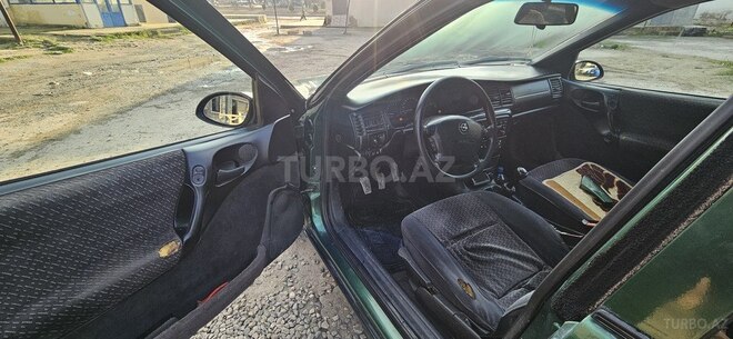 Opel Vectra 1996, 204,307 km - 1.8 l - Sumqayıt