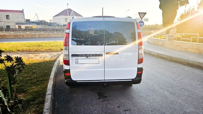 Mercedes Vito 111 2009, 304,000 km - 2.2 l - Bakı