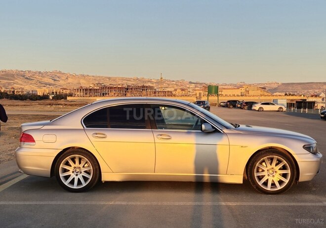BMW 745 2002, 238,000 km - 4.4 l - Şirvan
