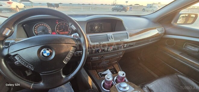 BMW 745 2002, 238,000 km - 4.4 l - Şirvan