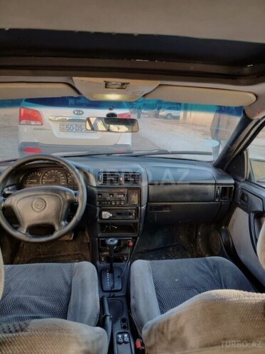 Opel Vectra 1994, 456,000 km - 2.0 l - Sumqayıt