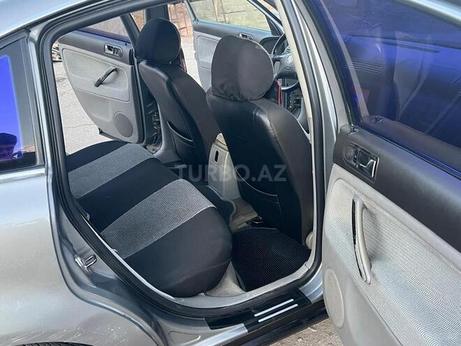 Volkswagen Passat 2002, 243,633 km - 1.8 l - Sumqayıt