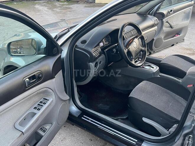 Volkswagen Passat 2002, 243,633 km - 1.8 l - Sumqayıt