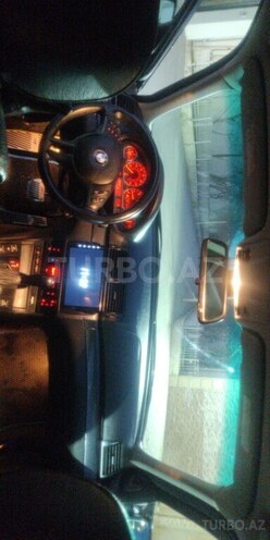 BMW 325 2004, 209,403 km - 2.5 l - Bakı