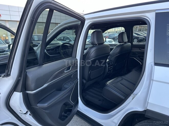 Jeep Grand Cherokee 2023, 37,000 km - 2.0 l - Bakı
