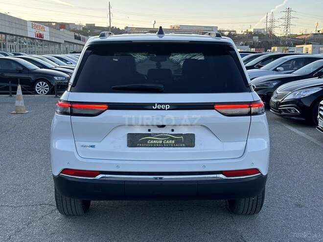 Jeep Grand Cherokee 2023, 37,000 km - 2.0 l - Bakı