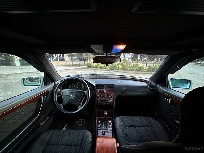 Mercedes C 280 1995, 278,000 km - 2.8 l - Salyan