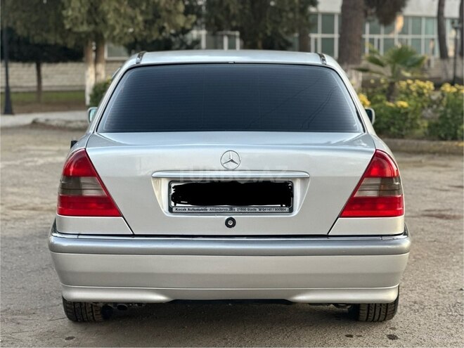 Mercedes C 280 1995, 278,000 km - 2.8 l - Salyan