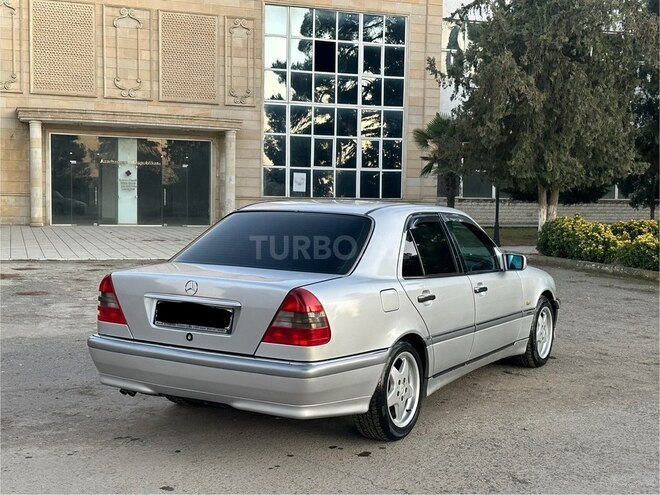 Mercedes C 280 1995, 278,000 km - 2.8 l - Salyan