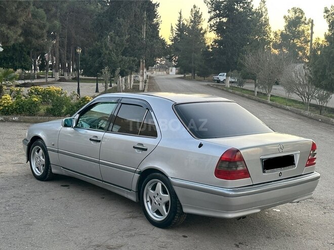 Mercedes C 280 1995, 278,000 km - 2.8 l - Salyan