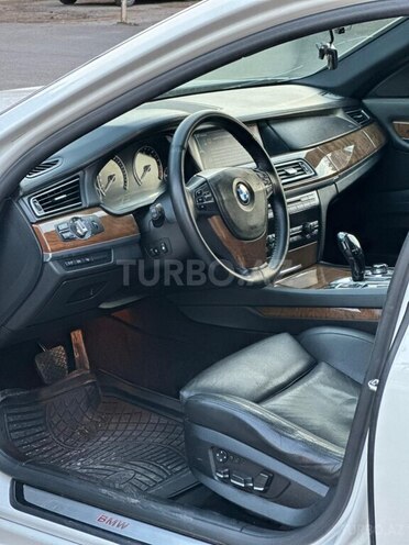 BMW 750 2009, 234,000 km - 4.4 l - Bakı